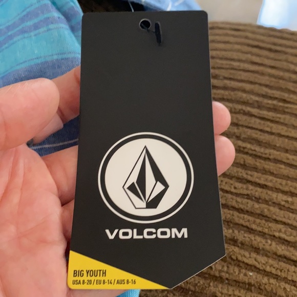 Volcom Boys Medium (so 10-12) button up shirt - Picture 6 of 6